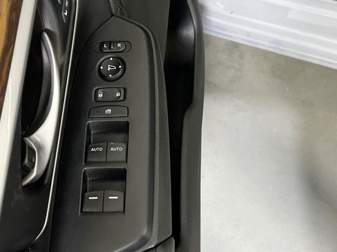 Used 2022 Honda CR-V EX-L image 17