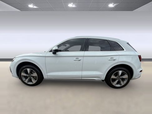 Used 2023 Audi Q5 2.0T Premium Plus w/ Premium Plus Package image 2