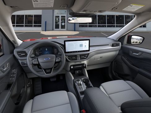 New 2026 Ford Escape SE w/ Class II Trailer Tow Package FWD image 32