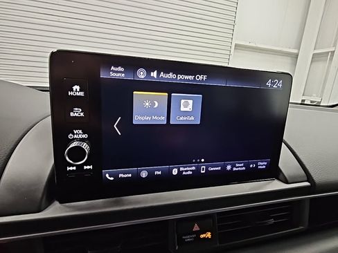 Used 2025 Honda Pilot EX-L image 18