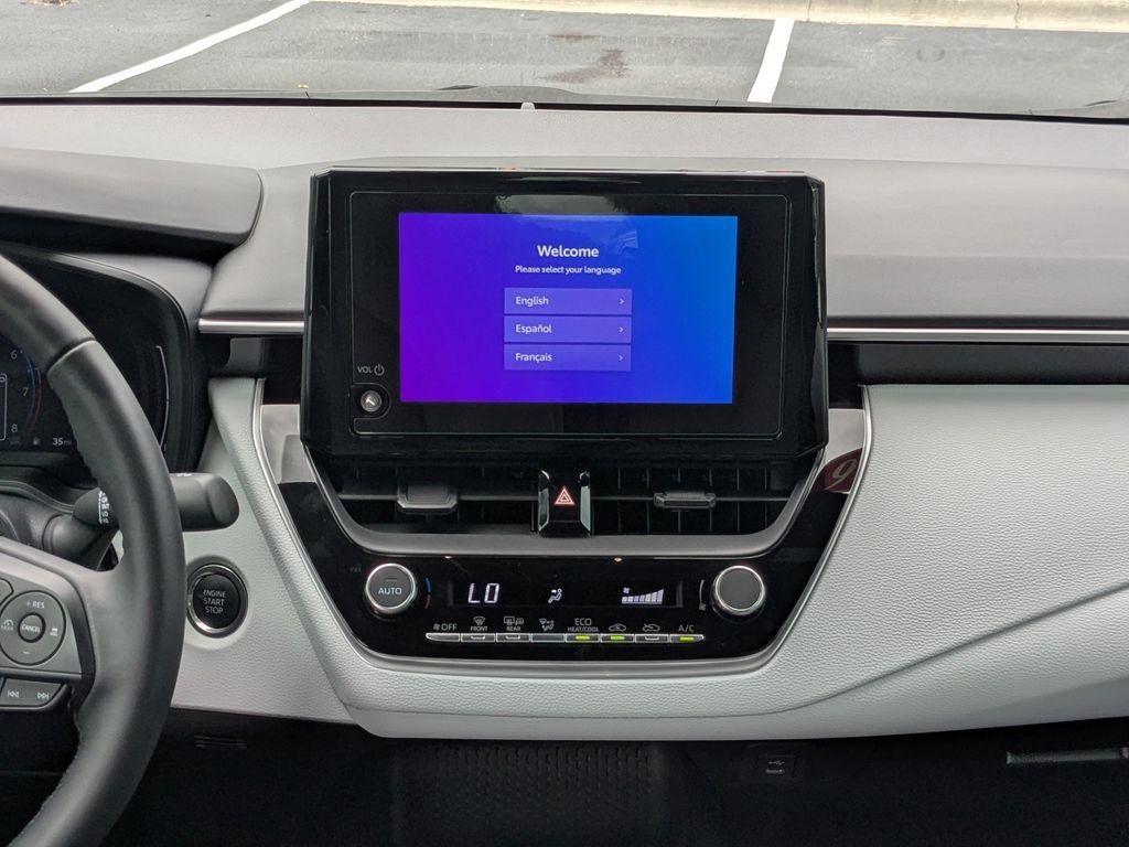 Used 2026 Toyota Corolla SE FWD image 18