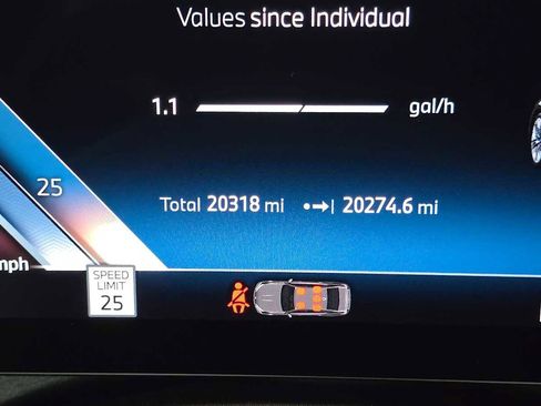 Used 2025 BMW 530i xDrive image 29