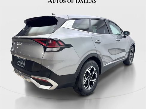 Used 2025 Kia Sportage LX FWD image 6
