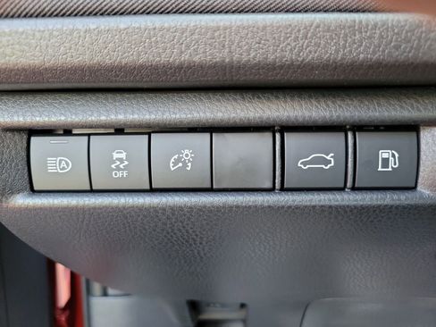 Used 2026 Toyota Camry LE image 16