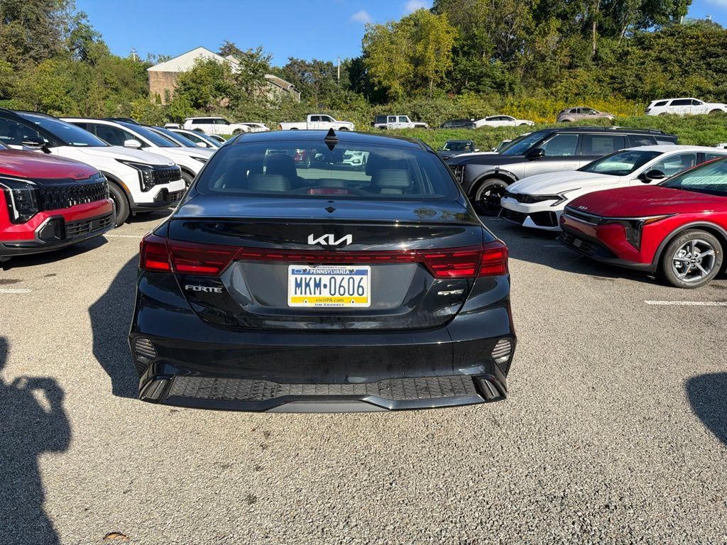 Certified 2024 Kia Forte GT-Line w/ GT-Line Premium Package FWD image 5