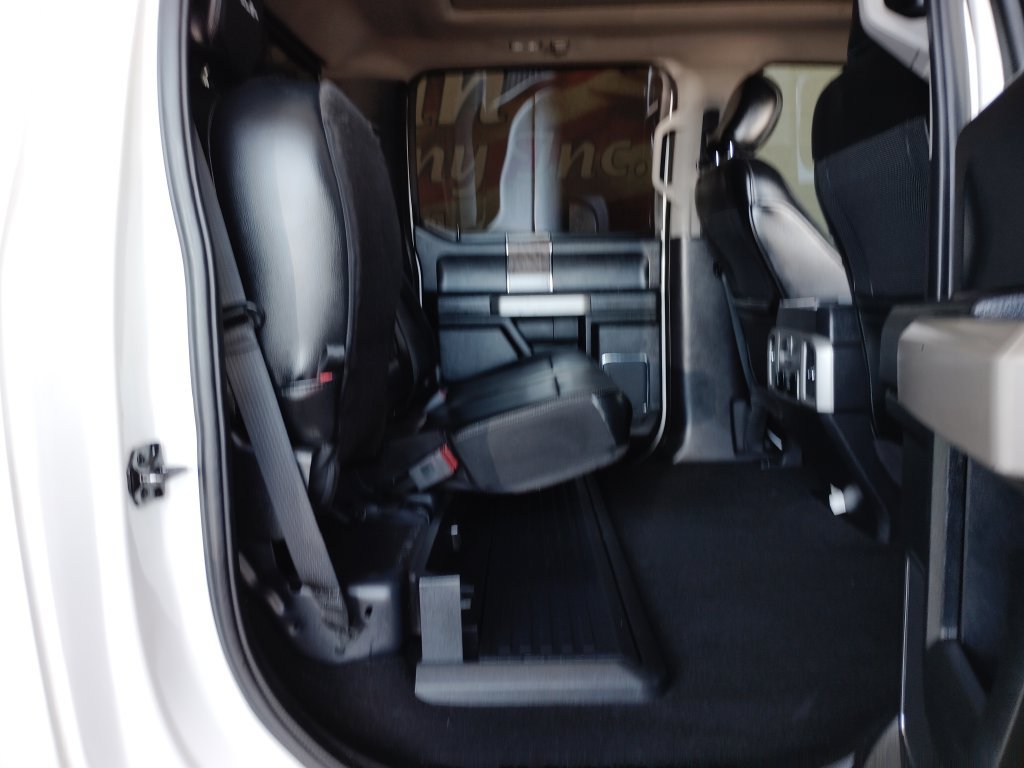 Used 2019 Ford F250 Lariat w/ Lariat Ultimate Package AWD/4WD image 19