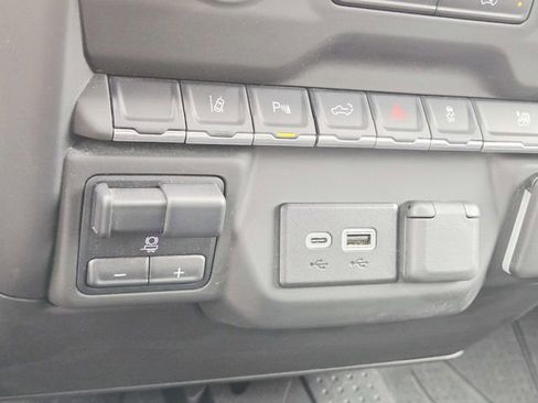 Used 2025 Chevrolet Silverado 2500 Custom w/ Custom Value Package AWD/4WD image 26