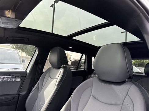 New 2026 Volkswagen Tiguan SE R-Line image 15