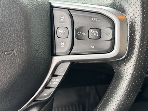 Used 2025 RAM 1500 Big Horn AWD/4WD image 24