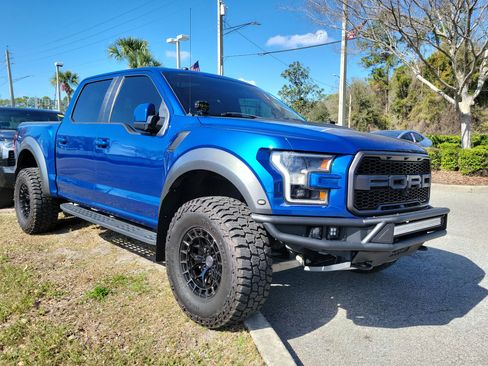 Used 2018 Ford F150 Raptor w/ Equipment Group 802A Luxury image 10
