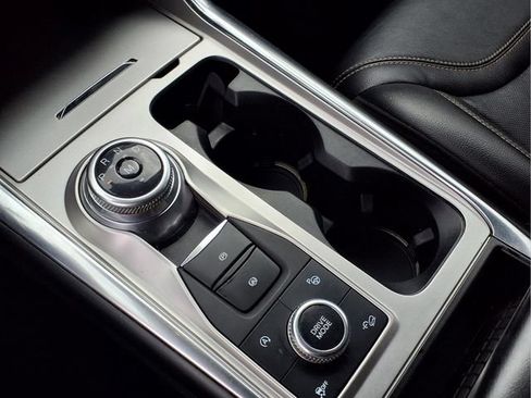 Used 2020 Ford Explorer ST w/ ST Street Pack AWD/4WD image 8