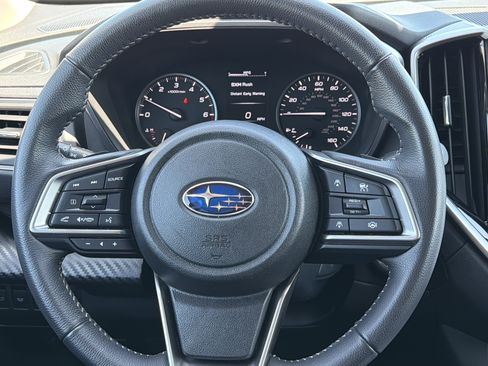 Used 2024 Subaru Ascent Premium w/ Convenience Package AWD/4WD image 13