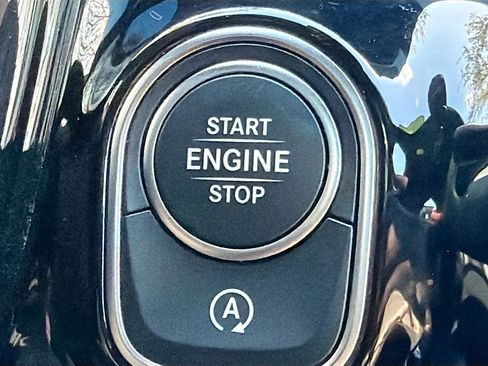 Used 2025 Mercedes-Benz GLA 250 GLA 250 image 34