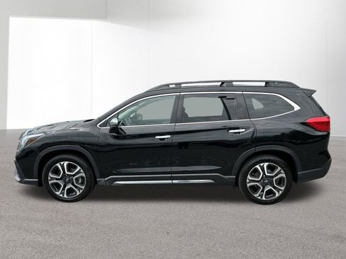 Used 2023 Subaru Ascent Touring AWD/4WD image 6