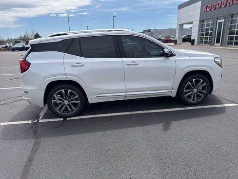 Used 2020 GMC Terrain Denali w/ GMC Pro Grade Package AWD/4WD image 7