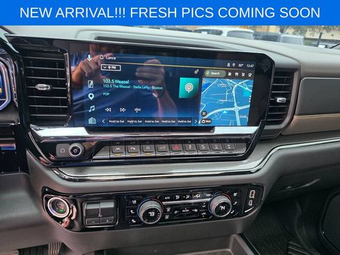 Used 2025 Chevrolet Silverado 1500 ZR2 w/ Technology Package AWD/4WD image 11