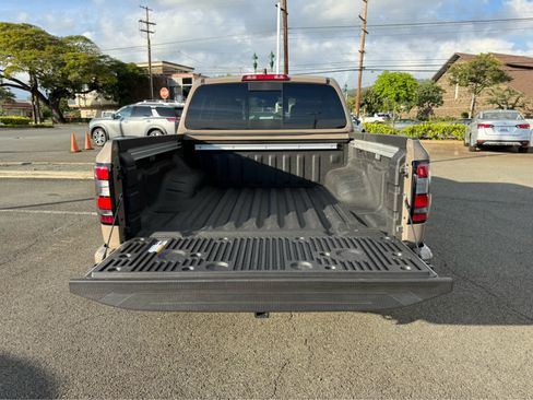 Used 2023 Nissan Frontier Pro-X w/ Pro-X Premium Package image 11