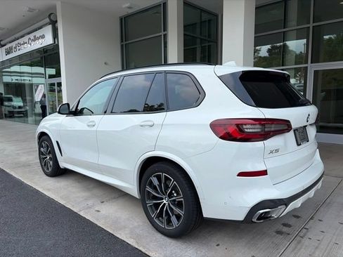 Used 2023 BMW X5 xDrive40i w/ Executive Package AWD/4WD image 9