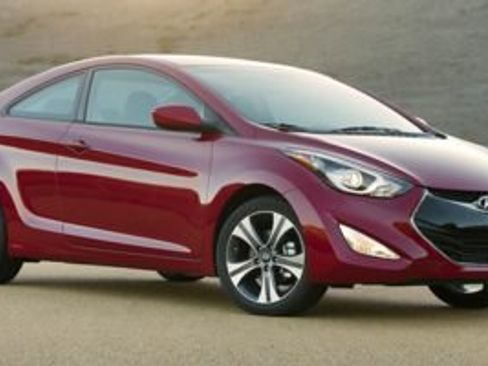 Used 2014 Hyundai Elantra FWD image 1