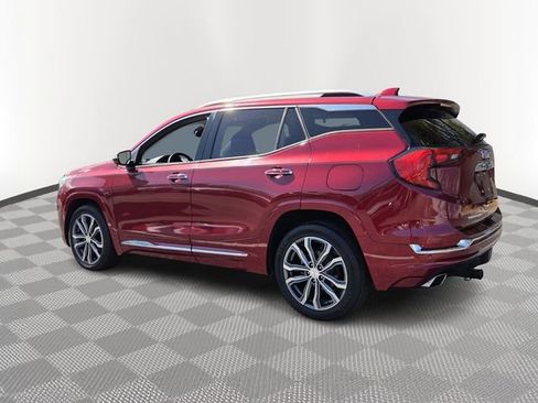 Used 2019 GMC Terrain Denali w/ Advanced Safety Package image 4