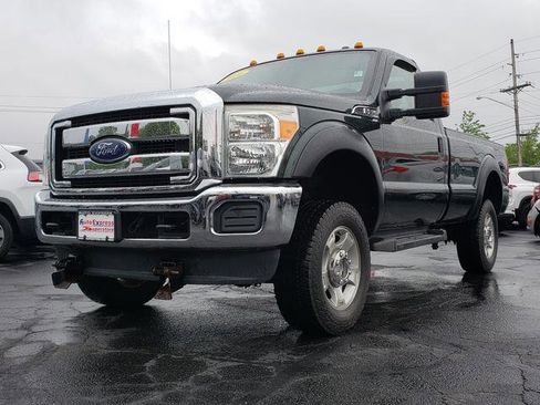 Used 2016 Ford F250 XLT w/ Snow Plow Prep Package AWD/4WD image 3
