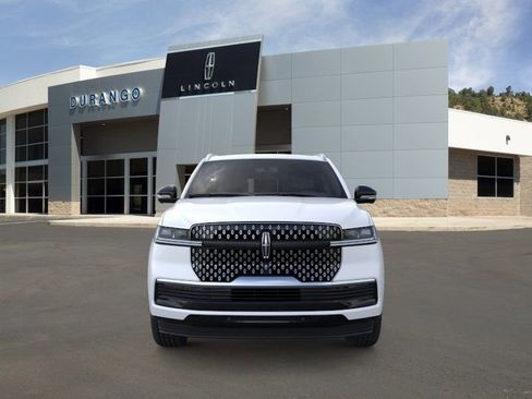 New 2026 Lincoln Navigator Reserve AWD/4WD image 6