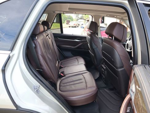 Used 2014 BMW X5 xDrive50i image 24
