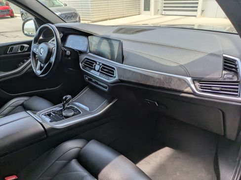 Used 2023 BMW X5 xDrive40i AWD/4WD image 29