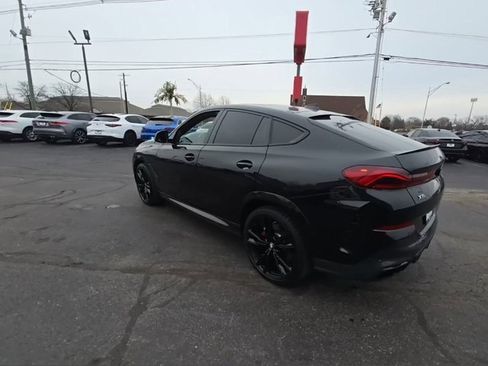 Used 2021 BMW X6 M50i w/ Executive Package image 4
