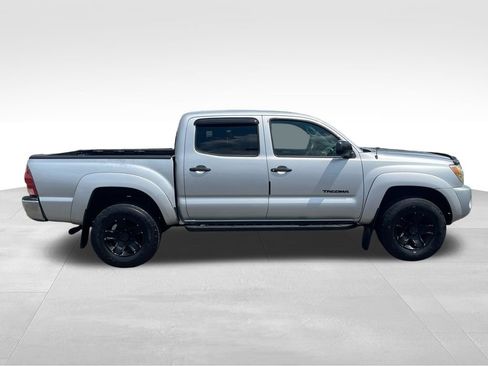 Used 2008 Toyota Tacoma PreRunner RWD image 6