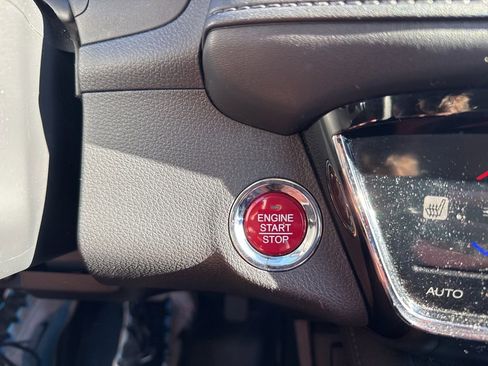 Used 2018 Honda HR-V EX image 6