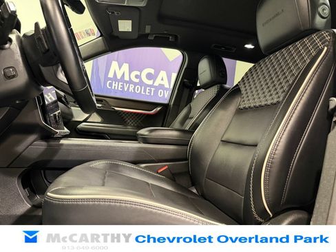 Used 2025 GMC Acadia Denali w/ Super Cruise Package FWD image 25