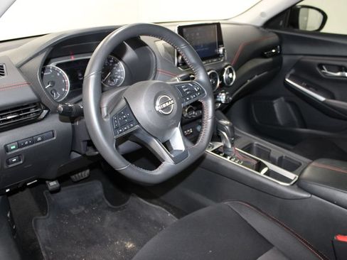 Used 2024 Nissan Sentra SR FWD image 12