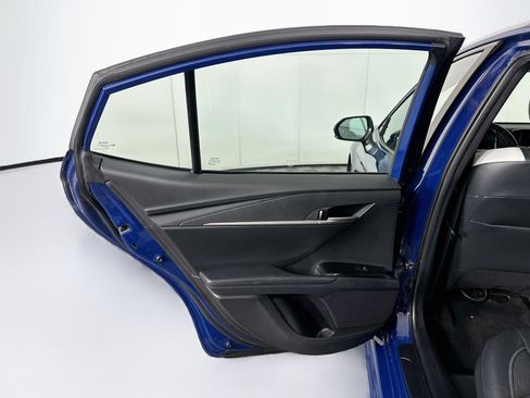 Used 2025 Toyota Camry SE FWD image 26