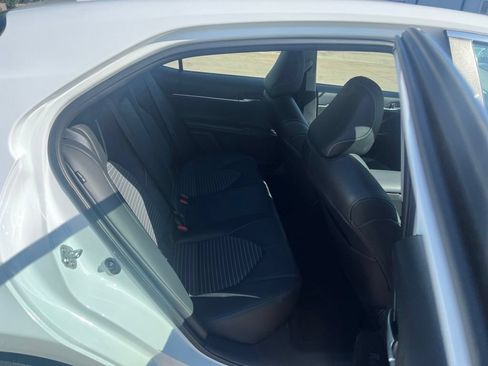 Used 2024 Toyota Camry SE FWD image 14