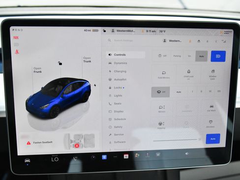 Used 2023 Tesla Model Y Long Range AWD/4WD image 26