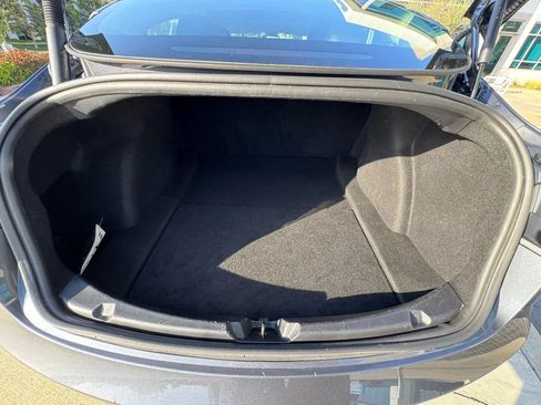 Used 2023 Tesla Model 3 Standard Range RWD image 29