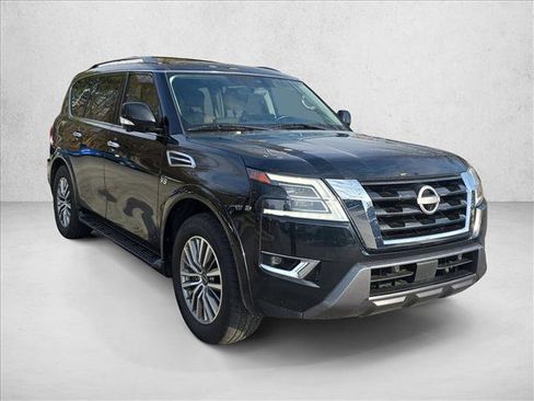 Used 2021 Nissan Armada SL w/ Captain's Chairs Package image 3