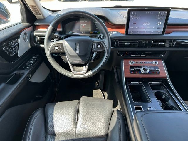 Used 2023 Lincoln Aviator Grand Touring w/ Equipment Group 301A AWD/4WD image 22