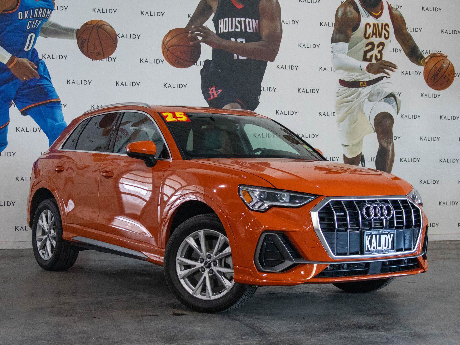 Used 2025 Audi Q3 2.0T Premium AWD/4WD image 2