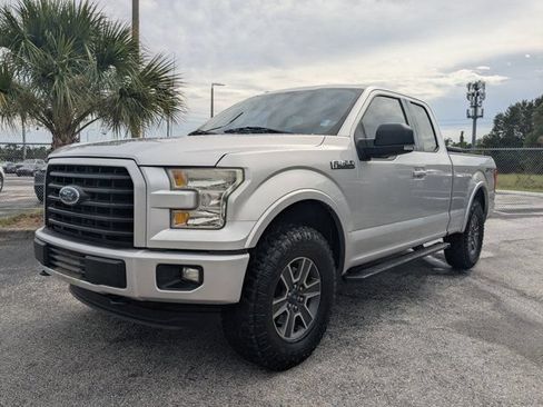 Used 2015 Ford F150 XLT w/ Equipment Group 302A Luxury AWD/4WD image 7