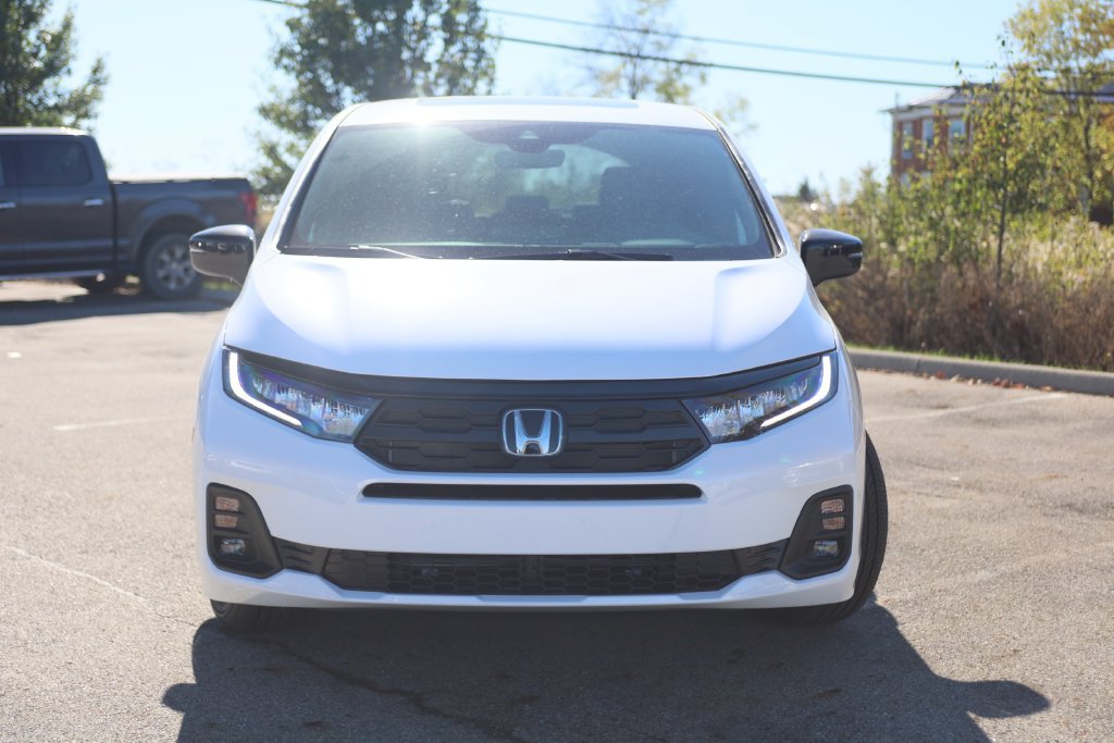 New 2027 Honda Odyssey Sport-L image 2