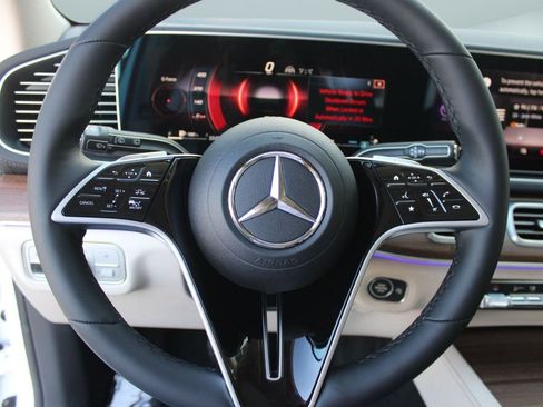 Used 2026 Mercedes-Benz GLE 450 4MATIC image 18