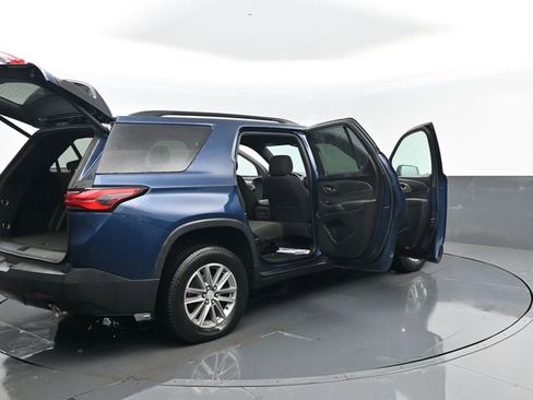 Used 2023 Chevrolet Traverse LT AWD/4WD image 30