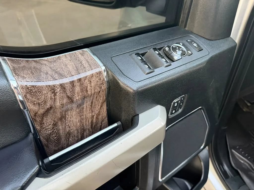 Used 2018 Ford F250 Lariat w/ Chrome Package AWD/4WD image 10