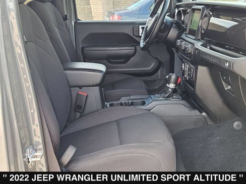 Used 2022 Jeep Wrangler Unlimited Sport AWD/4WD image 28