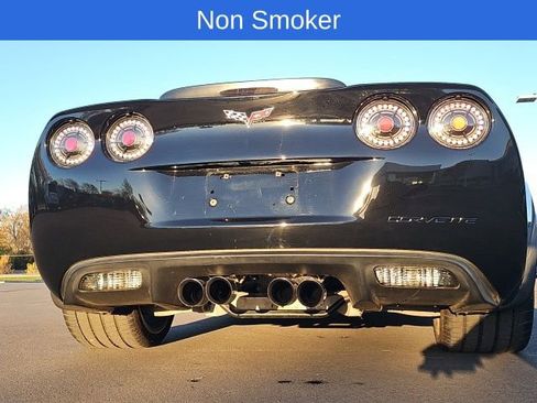 Used 2011 Chevrolet Corvette Grand Sport w/ Preferred Equipment Group image 4