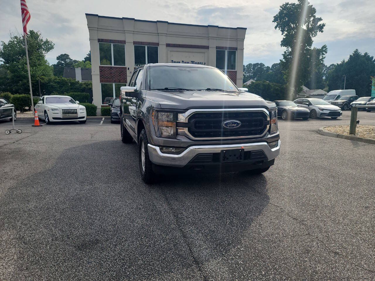 Used 2023 Ford F150 XLT AWD/4WD image 1