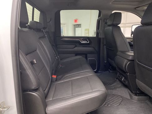 Used 2024 Chevrolet Silverado 2500 LT w/ Z71 Sport Edition image 18