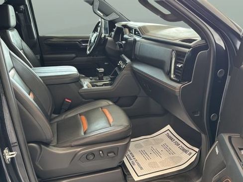 Used 2024 GMC Sierra 1500 AT4 w/ Technology Package AWD/4WD image 24